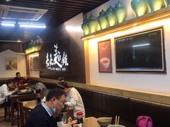 大堂-亮亮面馆(经六路店)