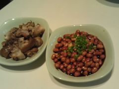 猪蹄，糖醋花生-大铁勺新津菜(东丽阳光新业广场店)