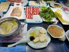 -名都晓荷塘主题火锅(春光路店)