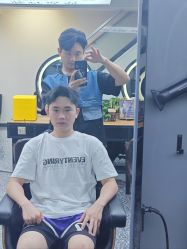 -藤野造型专业烫染接发