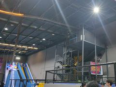 -超时空蹦床团建·VR潮玩运动娱乐·生日派对游乐园(金桥店)
