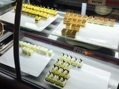 -佰烧海鲜烤肉火锅自助(世茂国际广场店)