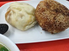 牛肉包子-老回回小吃(百万庄店)