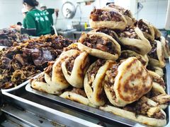 火烧夹肉-清真-戏楼王记牛肉面