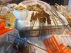 -小董哥烤串·爆汁大油边(故宫店)