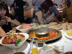 -小洞天本味火锅(九街直营店)