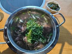 -大众跷脚牛肉馆·非遗传承单位(峨眉山店)