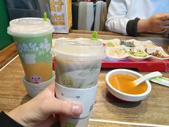 -奈雪的茶(亨特国际广场店)