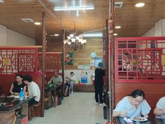 大堂-崔记生活·铁锅炖鱼粘卷子(总店)