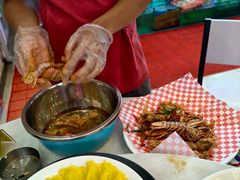 -覃记海鲜美食餐厅