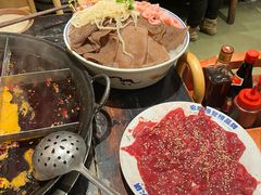 -周小明火锅(黑金冠社区店)