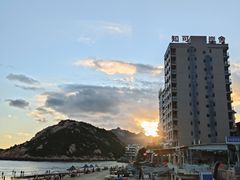 -那琴半岛地质海洋公园