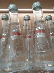 -颜蕾医美·黄金微针·水光·玻尿酸·超声炮