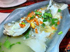 柠檬汁蒸鲈鱼-食肆&Fourteen(武林夜市店)