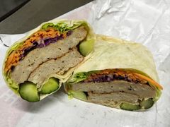 特色蔬菜佐猪扒超级卷饼-鲜粮卷饼王(小白楼店)