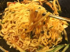-肥肥虾庄·金牌油焖大虾(杨园滨江时代walk店)