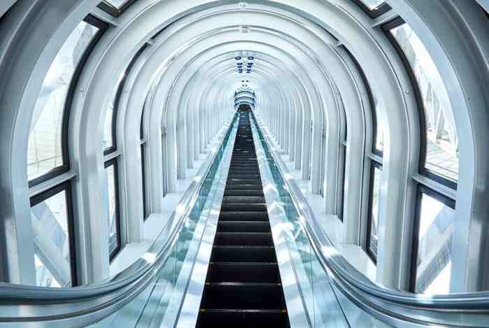 梅田蓝天大厦-"离我们当时住的大阪的酒店路程不算远,跟老.