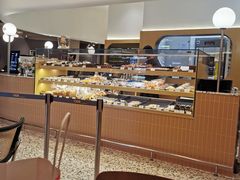 面包甜点陈列柜-OUR Bakery(SKP-S店)