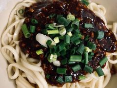 牛肉杂酱面-玉滋補