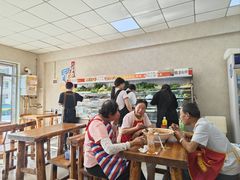 -不起眼麻辣烫凉皮店