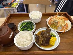 -雪梅月子中心(华侨城店)