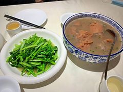 洞庭湖藕汤-巴陵全鱼席(湖南老字号汴河街店 )