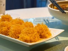 金丝虾球-尘香•传统川菜(创汇首座店)