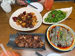 -隔壁老王·家常云南菜(花巷店)