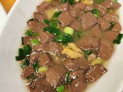 -侬佳蒸菜馆(听潮店)