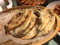 缙云烧饼-梁家大院•农家菜(昆山会展中心店)