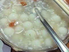 -爆炸头阿姨小四川正宗川味小吃(无任何分店)