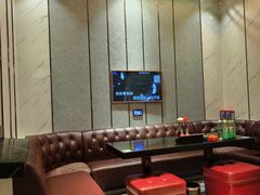 -皇马纯KTV·量贩·聚会(民治店)