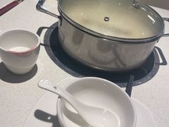 -煲王粤菜餐厅(中侨中心店)