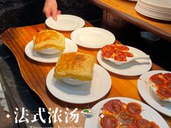 -金马门国际美食百汇(珞喻路店)