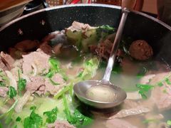 -川堂风·跷脚牛肉·乐山爆炒(宝山日月光店)