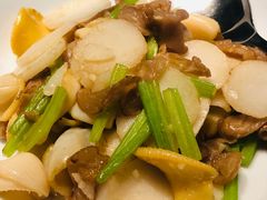 潮州老菜谱干炒鲍鱼片-晶采轩(万象天地店)
