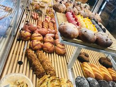 -焙丽拾光(麦凯乐直营店)