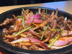 铁板孜然羊肉-关东小磨东北菜(上海长风大悦城店)