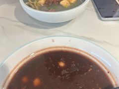 -老新隆牛肉锅贴(新街口店)