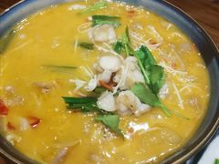 酸汤牛蛙-馬蘭花開(车站大道店)