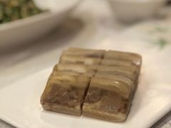 -梅龙镇酒家(南京西路总店)