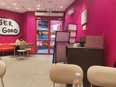 -肯德基(东安路站店)