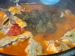 酸汤鱼-毛辣果·酸