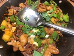 -聚鑫朋酸菜肥肠(文艺路口店)
