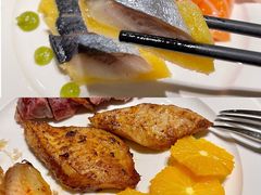 -大中华希尔顿酒店-念自助餐·嗨啤·小龙虾