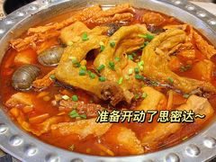 -刘姐啤酒鱼民族演艺餐厅(西街总店)
