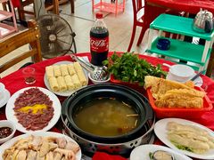 -花苑美食横琴生蚝火锅(拱北粤华路店)