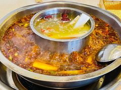-九尺赵老四鲜鹅肠火锅