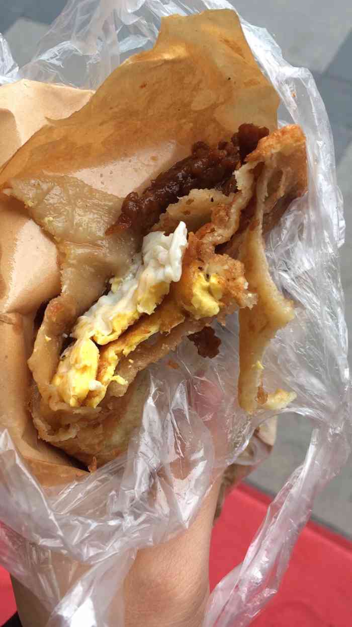 曹张鸡子大饼-"鸡子大饼是无锡的传统小吃之一,然而我并不.