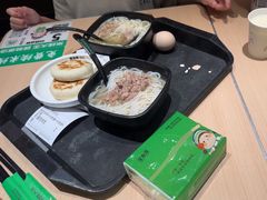 -蒙自源米线大王(东站店)